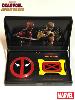 DEADPOOL 3 : DEADPOOL & WOLVERINE - COFFRET COLLECTOR OFFICIEL ECHELLE 1/1 TOUT METAL LIMITED EDITION : 2 BOUCLES DE CEINTURE AIMANTÉES DE DEADPOOL ET WOLVERINE (MARVEL ™ - SALESONE)